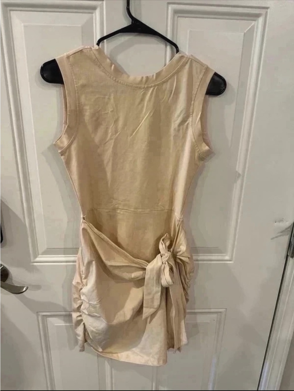 Sleeveless Tie-Detail Mini Dress in Cream